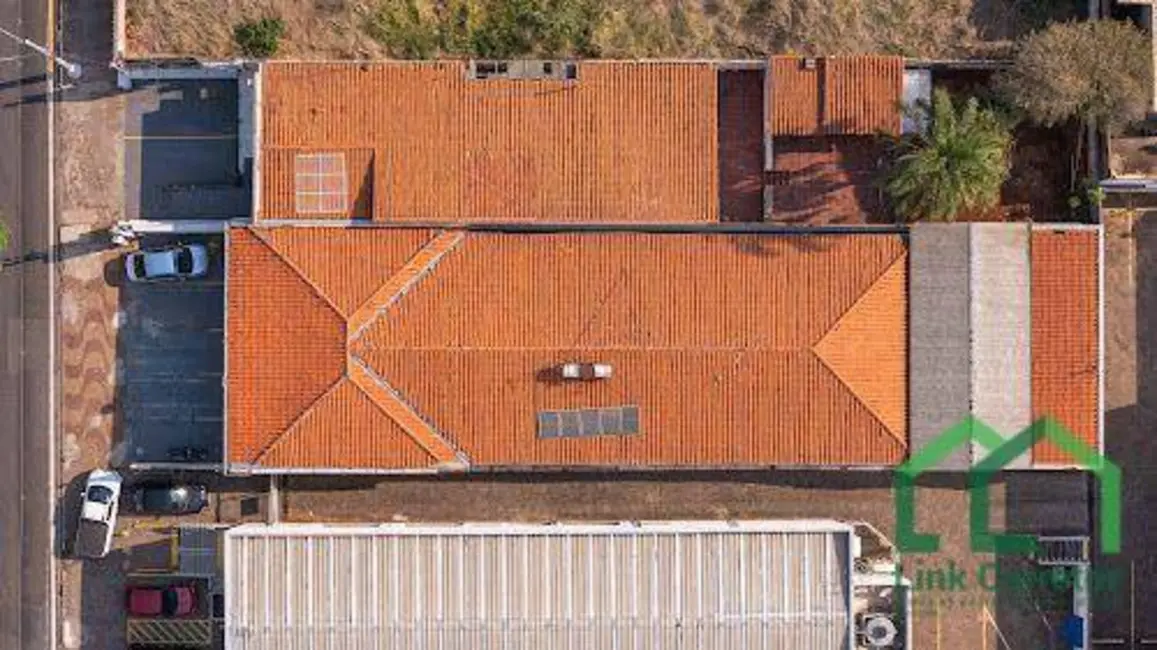 Casa com 4 quartos à venda, 600m2 em Jardim Chapadão, Campinas - SP - imagem 3 Foto 3 de Casa com 4 quartos à venda, 600m2 em Jardim Chapadão, Campinas - SP