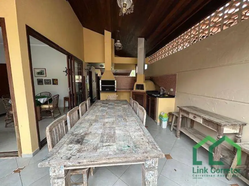 Foto 4 de Casa de Condomínio com 4 quartos à venda e para alugar, 450m2 em Ubatuba - SP