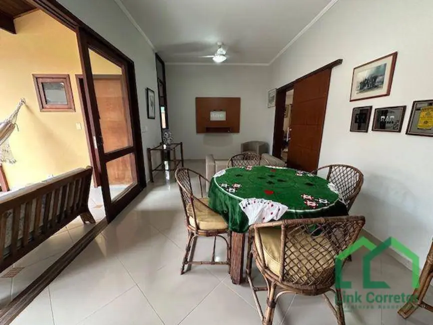 Foto 5 de Casa de Condomínio com 4 quartos à venda e para alugar, 450m2 em Ubatuba - SP