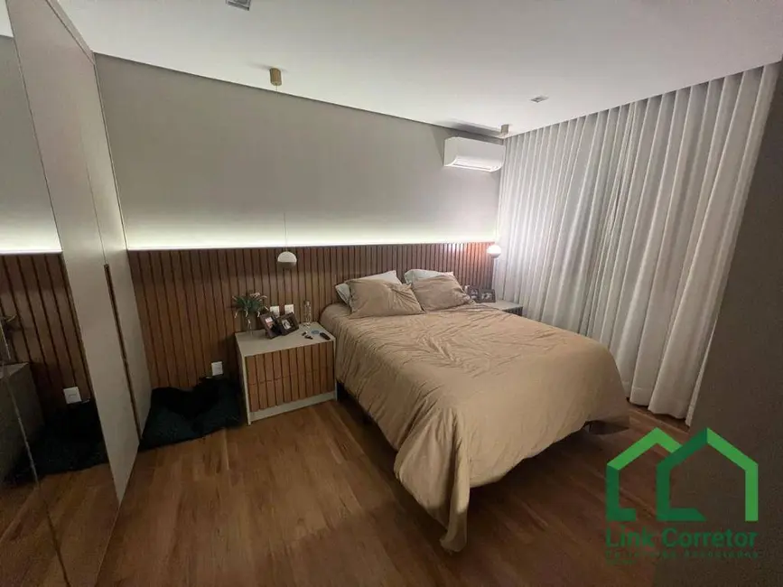 Foto 7 de Casa com 4 quartos à venda, 234m2 em Vila Brandina, Campinas - SP