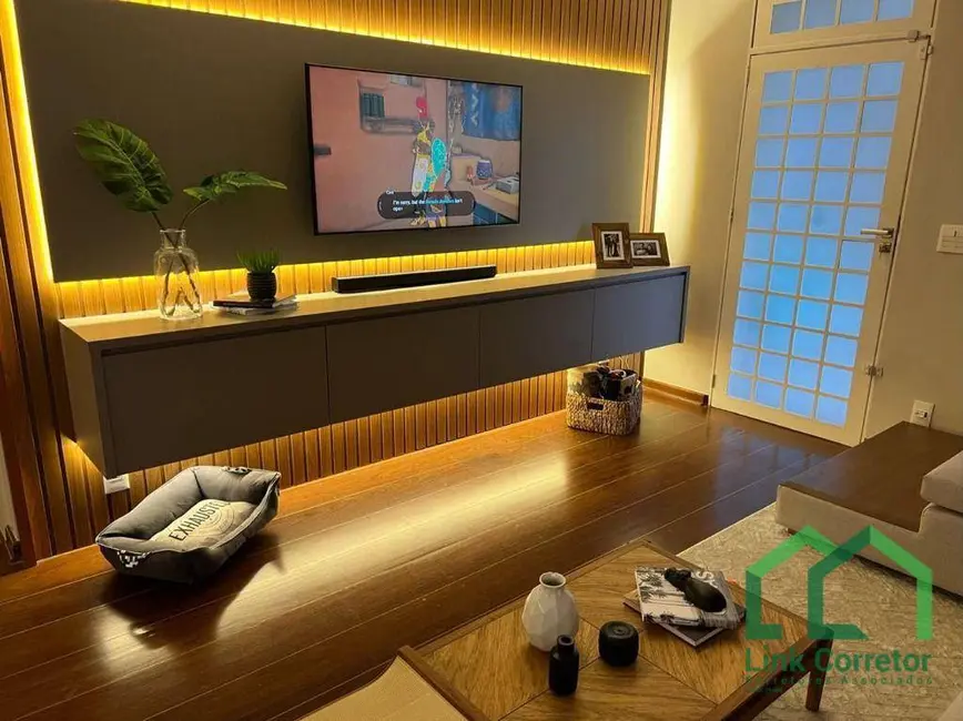 Foto 1 de Casa com 4 quartos à venda, 234m2 em Vila Brandina, Campinas - SP