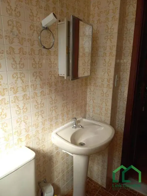 Kitnet com 1 quarto para alugar, 37m2 em Cambuí, Campinas - SP - imagem 8 Foto 8 de Kitnet com 1 quarto para alugar, 37m2 em Cambuí, Campinas - SP