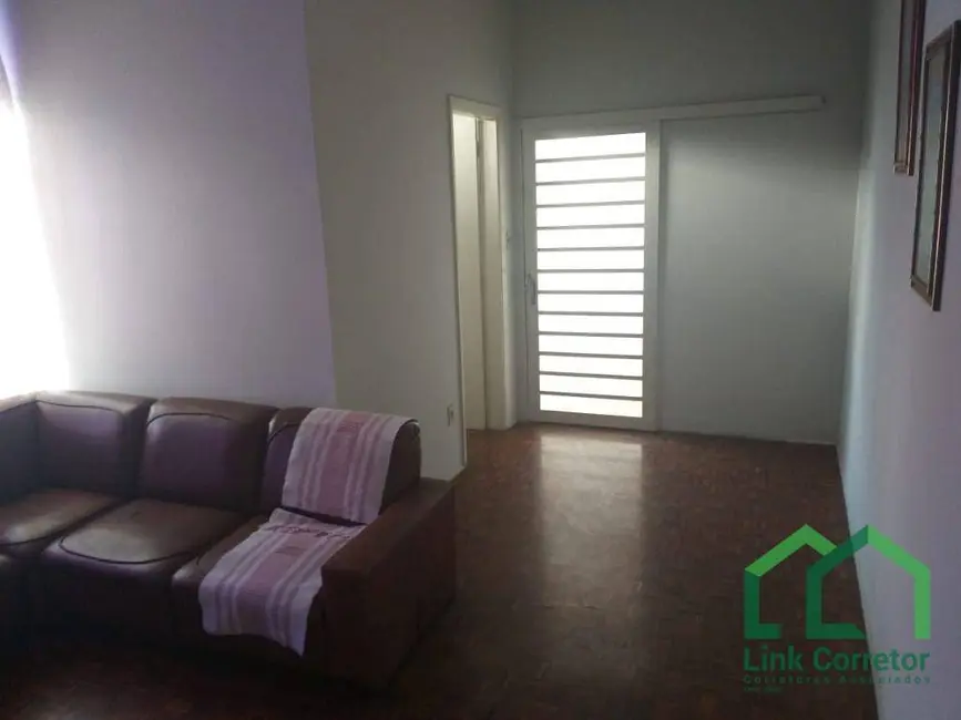 Foto 4 de Casa com 3 quartos à venda, 275m2 em Parque Industrial, Campinas - SP