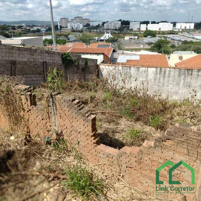 Foto 1 de Terreno / Lote à venda, 341m2 em Campinas - SP