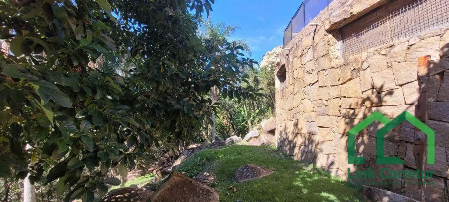 Foto 7 de Chácara com 5 quartos para alugar, 3000m2 em Valinhos - SP