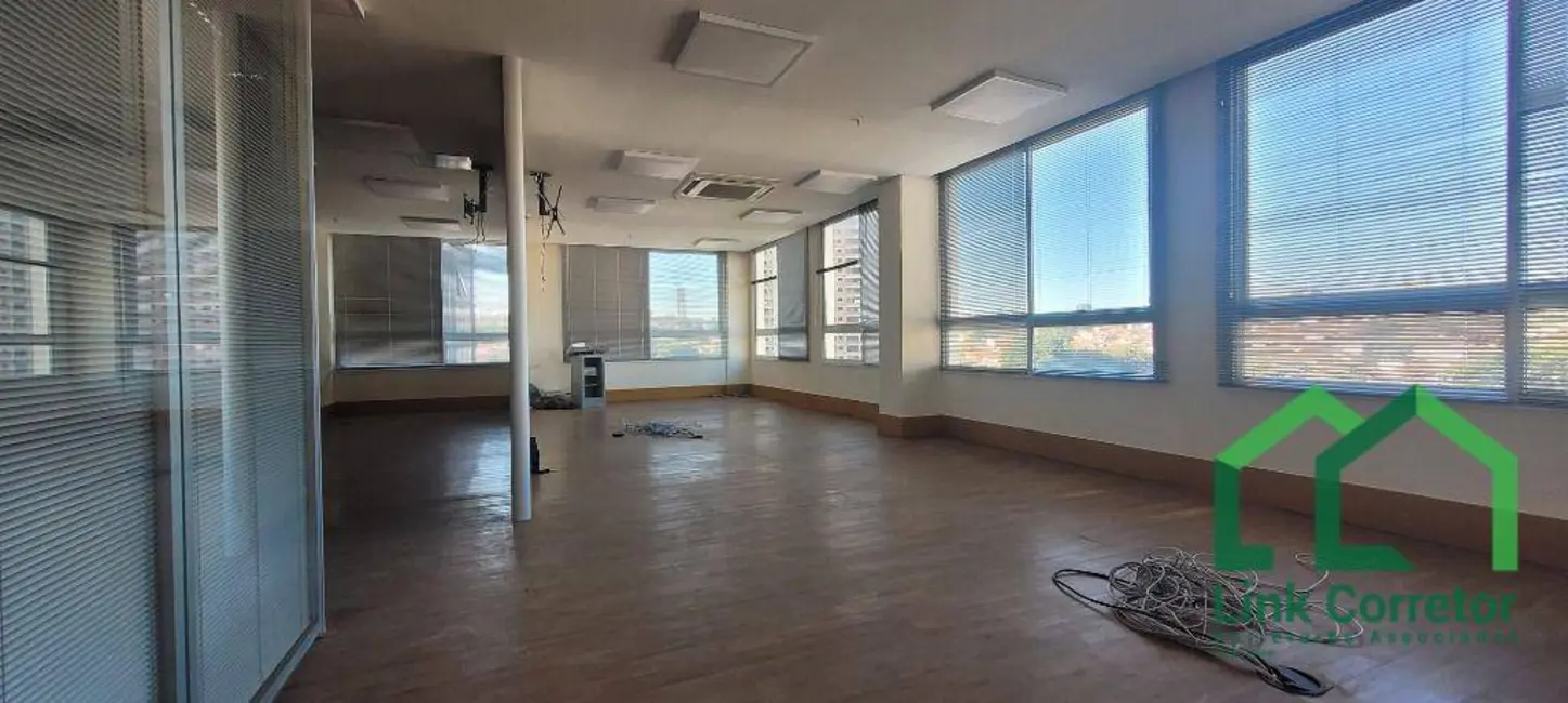 Sala Comercial à venda e para alugar, 336m2 em Cambuí, Campinas - SP - imagem 6 Foto 6 de Sala Comercial à venda e para alugar, 336m2 em Cambuí, Campinas - SP