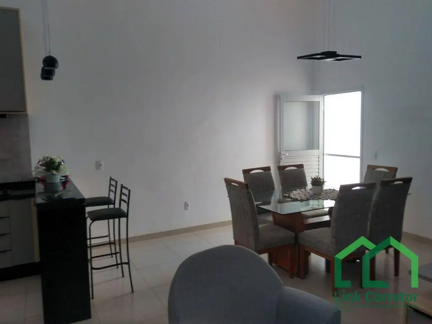 Casa de Condomínio com 3 quartos à venda, 248m2 em Saltinho, Paulinia - SP - imagem 3 Foto 3 de Casa de Condomínio com 3 quartos à venda, 248m2 em Saltinho, Paulinia - SP