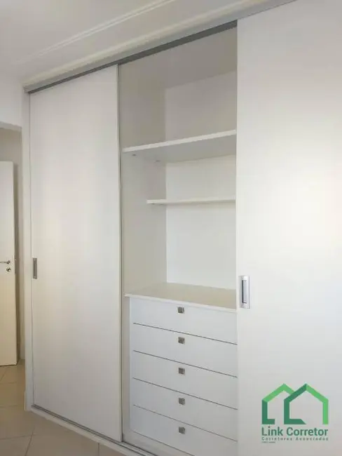 Apartamento com 3 quartos para alugar, 100m2 em Mansões Santo Antônio, Campinas - SP - imagem 6 Foto 6 de Apartamento com 3 quartos para alugar, 100m2 em Mansões Santo Antônio, Campinas - SP