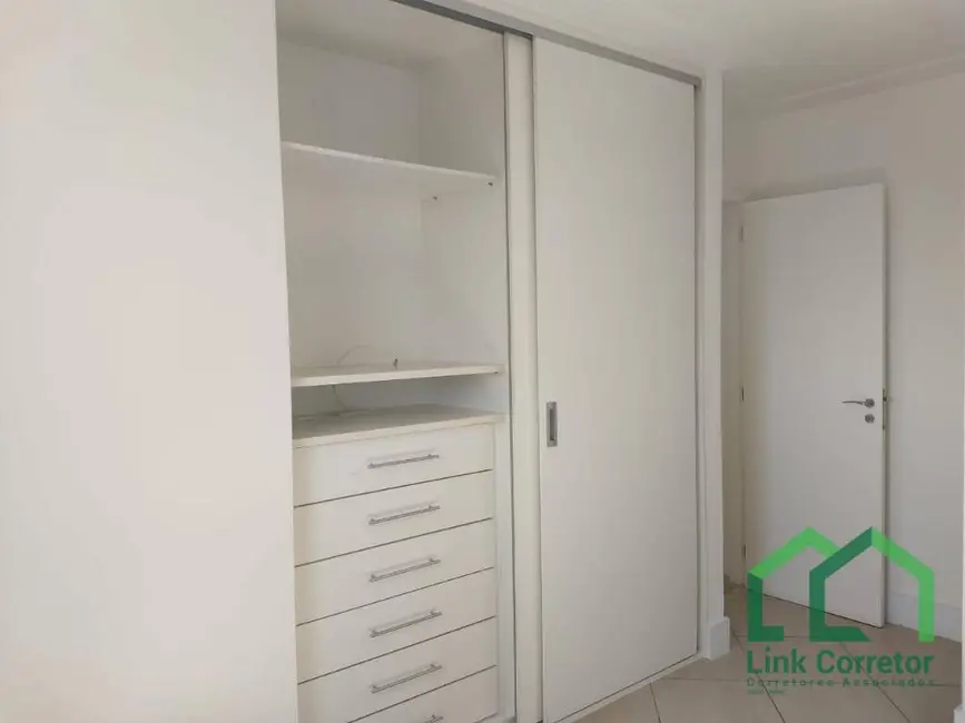 Apartamento com 3 quartos para alugar, 100m2 em Mansões Santo Antônio, Campinas - SP - imagem 8 Foto 8 de Apartamento com 3 quartos para alugar, 100m2 em Mansões Santo Antônio, Campinas - SP