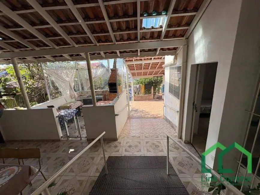 Casa com 2 quartos à venda, 310m2 em Jardim Santa Rosa, Campinas - SP - imagem 8 Foto 8 de Casa com 2 quartos à venda, 310m2 em Jardim Santa Rosa, Campinas - SP