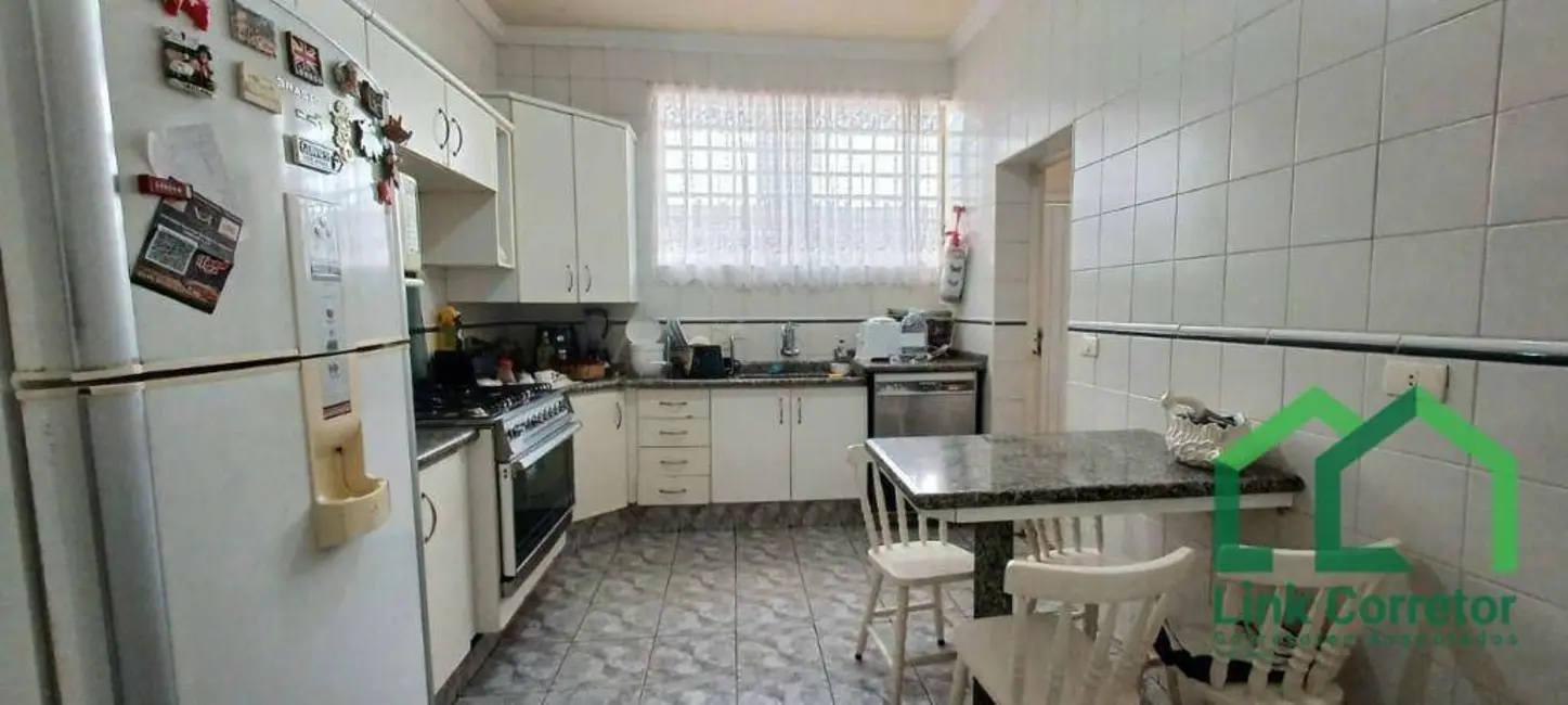 Casa com 4 quartos à venda e para alugar, 542m2 em Nova Campinas, Campinas - SP - imagem 5 Foto 5 de Casa com 4 quartos à venda e para alugar, 542m2 em Nova Campinas, Campinas - SP