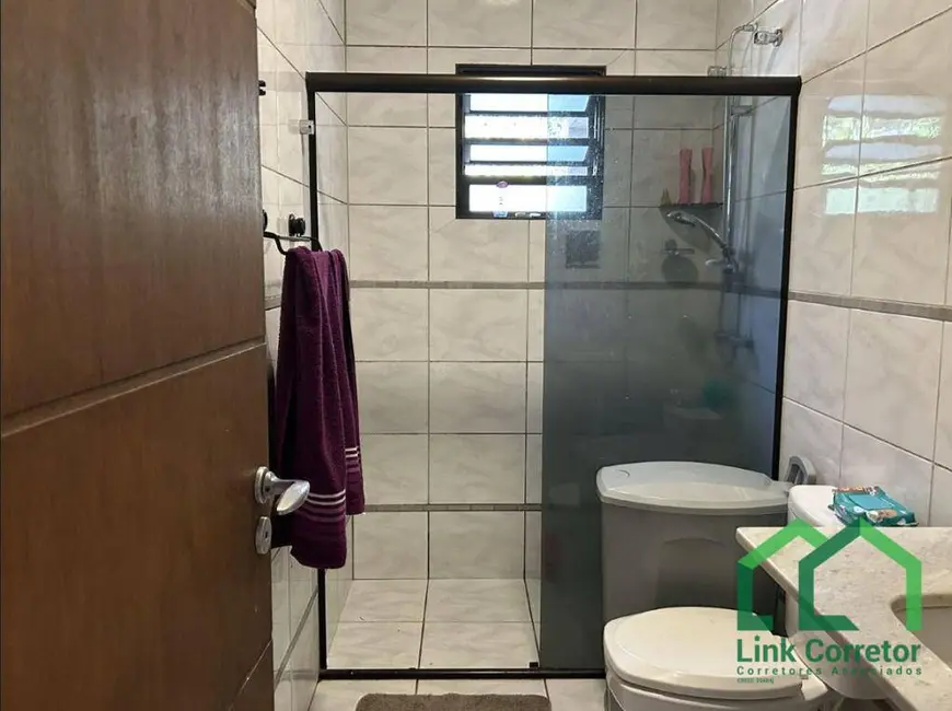 Chácara com 3 quartos à venda, 1158m2 em Valinhos - SP - imagem 8 Foto 8 de Chácara com 3 quartos à venda, 1158m2 em Valinhos - SP