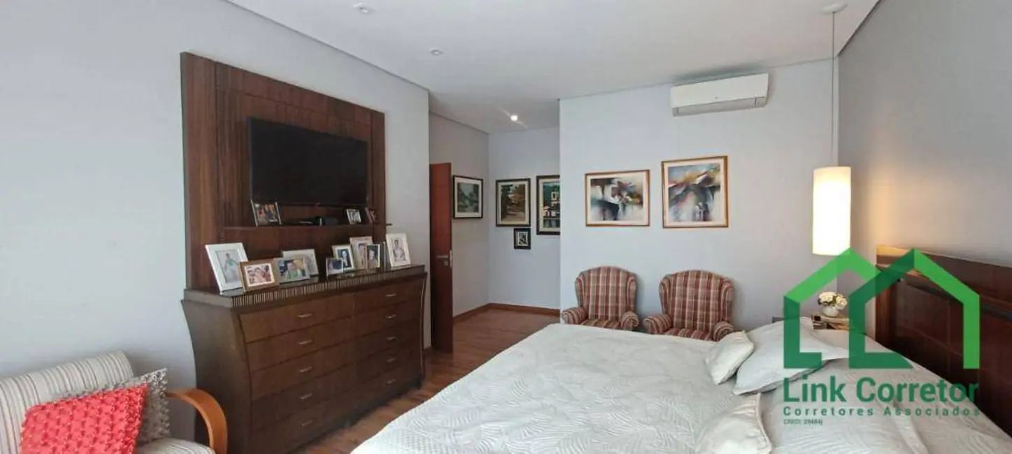 Casa de Condomínio com 4 quartos à venda, 1002m2 em Residencial Parque das Araucárias, Campinas - SP - imagem 5 Foto 5 de Casa de Condomínio com 4 quartos à venda, 1002m2 em Residencial Parque das Araucárias, Campinas - SP