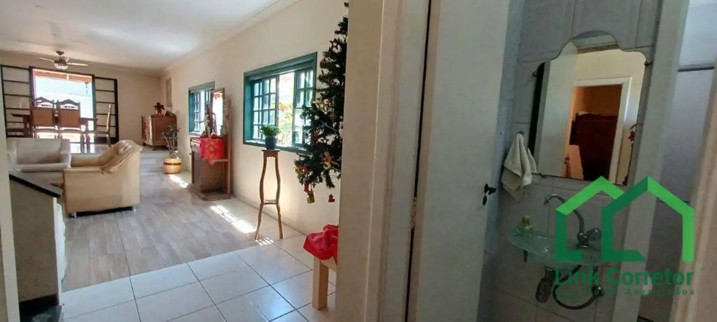 Casa com 5 quartos à venda, 360m2 em Vila Brandina, Campinas - SP - imagem 3 Foto 3 de Casa com 5 quartos à venda, 360m2 em Vila Brandina, Campinas - SP