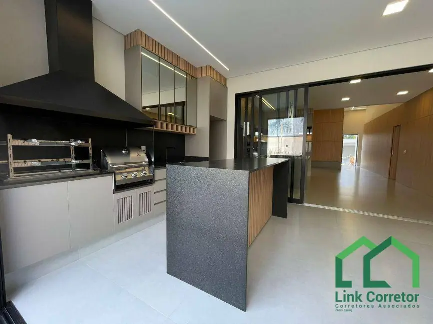 Casa com 3 quartos à venda, 430m2 em Campinas - SP - imagem 9 Foto 9 de Casa com 3 quartos à venda, 430m2 em Campinas - SP