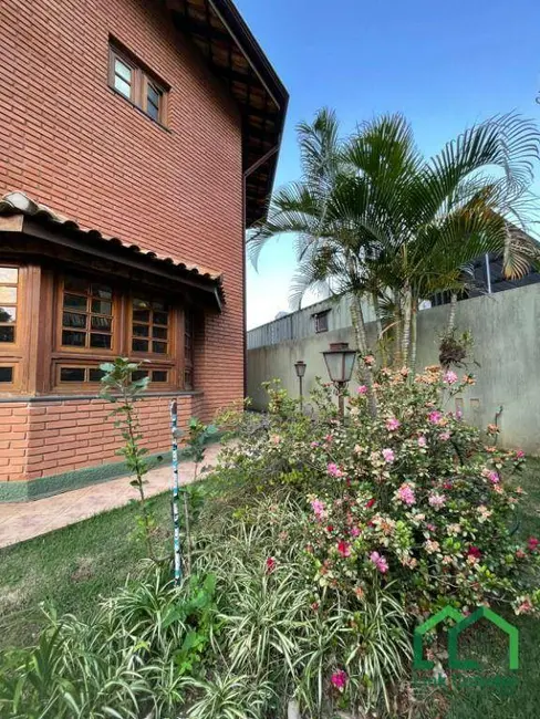 Casa com 5 quartos à venda, 565m2 em Campinas - SP - imagem 2 Foto 2 de Casa com 5 quartos à venda, 565m2 em Campinas - SP