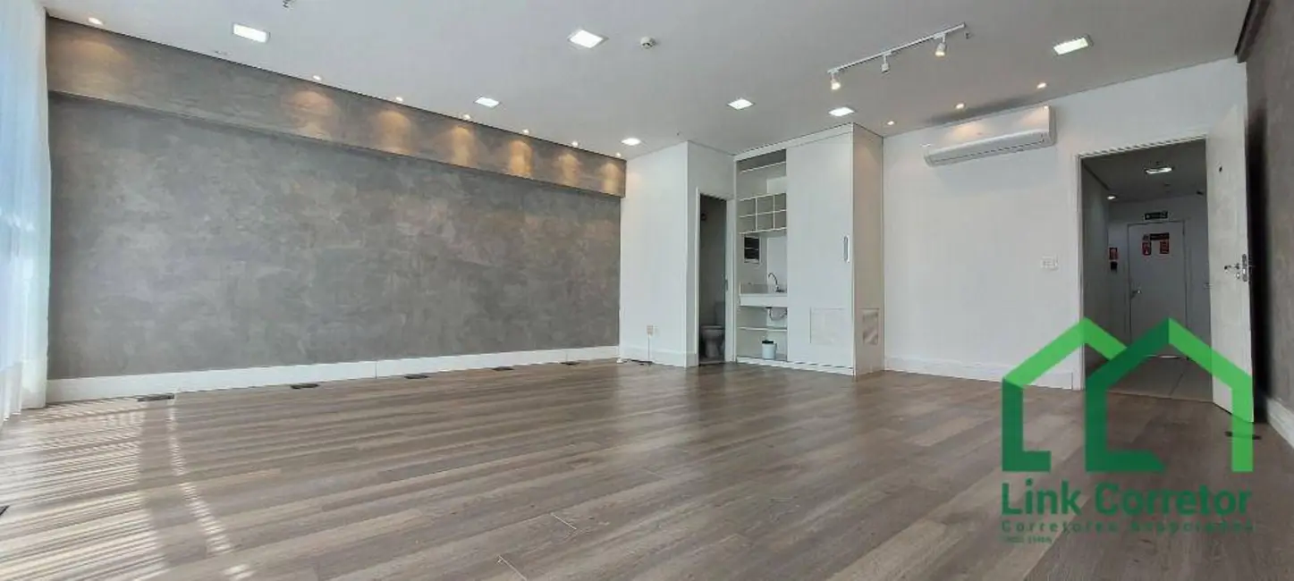 Foto 3 de Sala Comercial para alugar, 43m2 em Cambuí, Campinas - SP