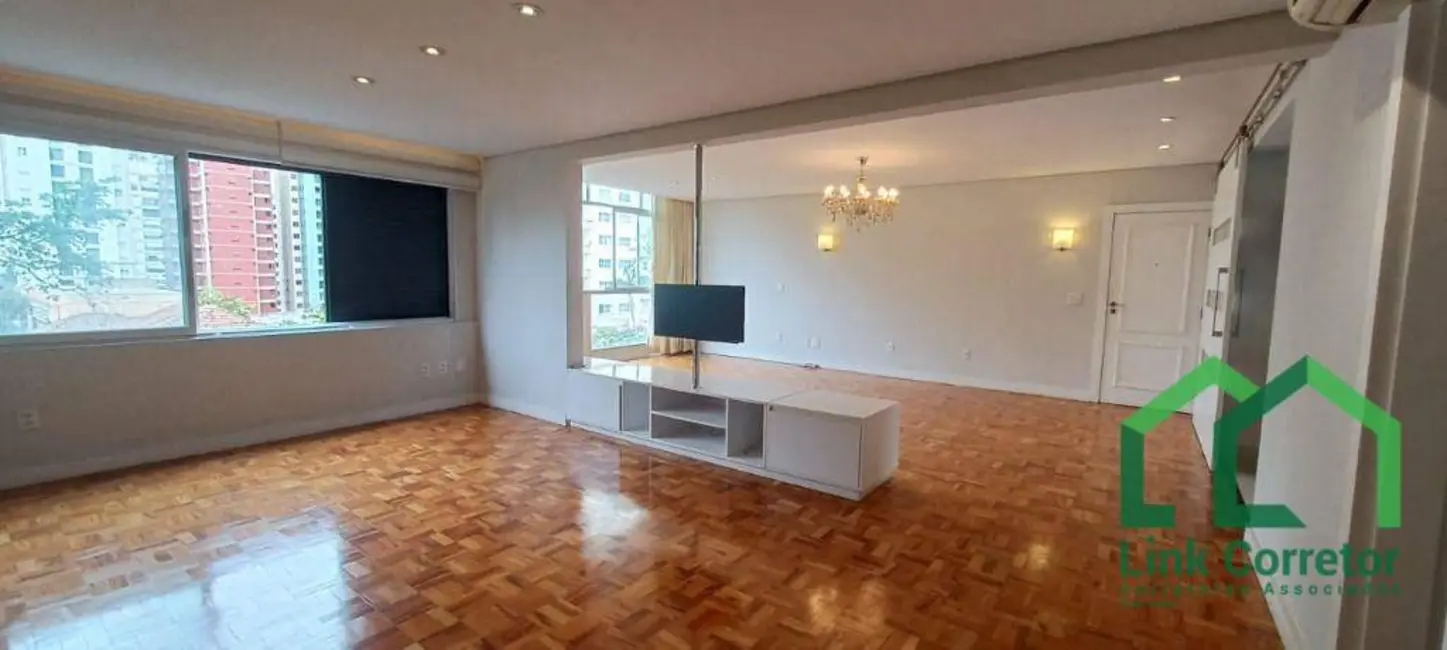 Apartamento com 2 quartos à venda, 165m2 em Cambuí, Campinas - SP - imagem 2 Foto 2 de Apartamento com 2 quartos à venda, 165m2 em Cambuí, Campinas - SP