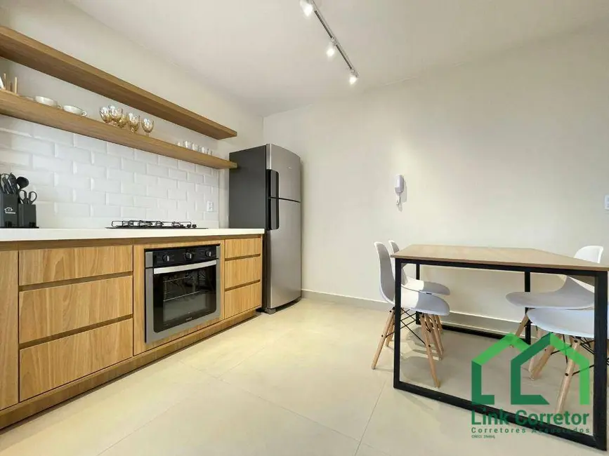 Foto 3 de Apartamento com 2 quartos à venda, 70m2 em Cambuí, Campinas - SP