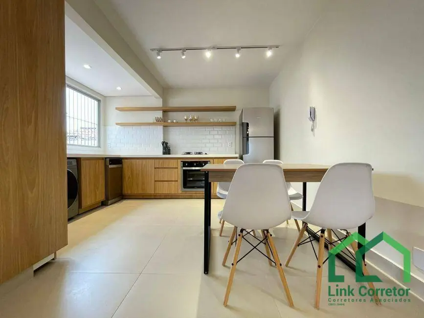 Foto 2 de Apartamento com 2 quartos à venda, 70m2 em Cambuí, Campinas - SP