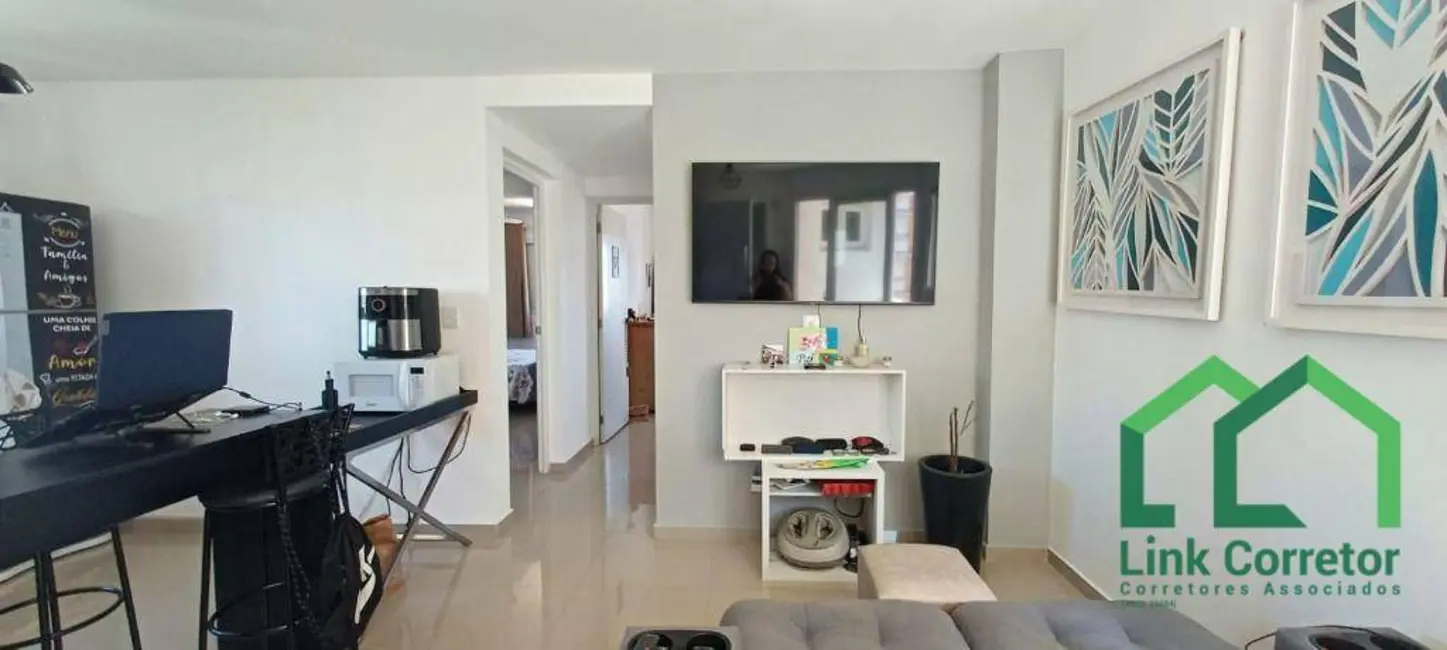 Foto 3 de Apartamento com 2 quartos para alugar, 70m2 em Vila Itapura, Campinas - SP