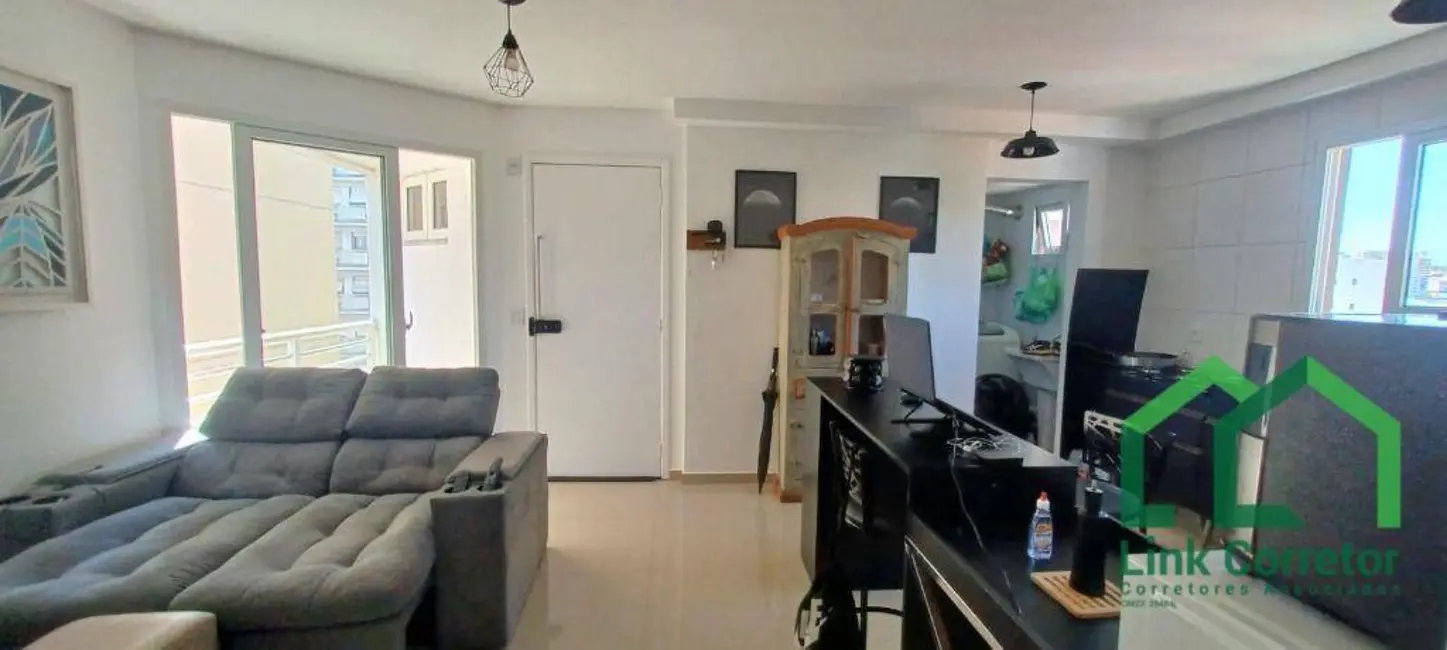 Foto 1 de Apartamento com 2 quartos para alugar, 70m2 em Vila Itapura, Campinas - SP