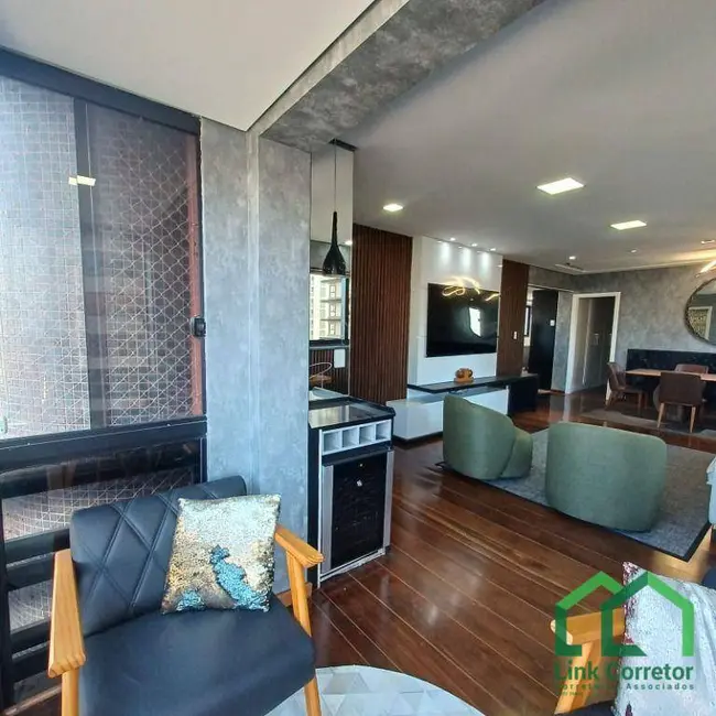 Foto 8 de Apartamento com 3 quartos para alugar, 180m2 em Cambuí, Campinas - SP