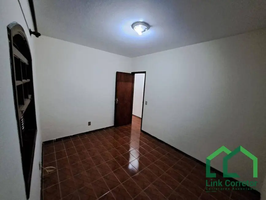 Foto 2 de Chácara com 3 quartos à venda, 1700m2 em Lopes, Valinhos - SP