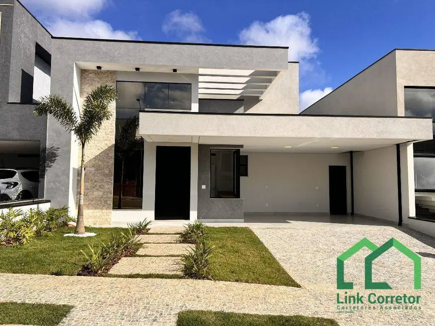 Foto 1 de Casa de Condomínio com 3 quartos à venda, 300m2 em Valinhos - SP