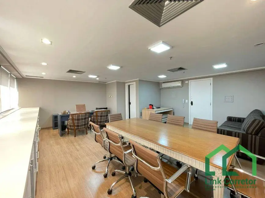 Foto 3 de Sala Comercial à venda e para alugar, 82m2 em Cambuí, Campinas - SP