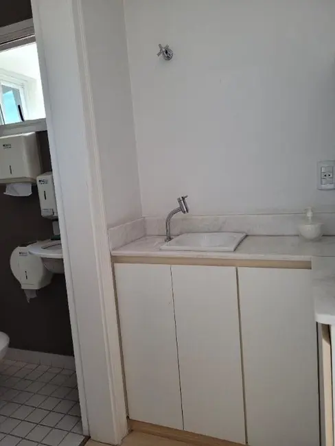 Sala Comercial para alugar, 40m2 em Cambuí, Campinas - SP - imagem 5 Foto 5 de Sala Comercial para alugar, 40m2 em Cambuí, Campinas - SP