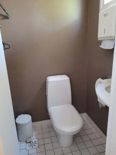 Sala Comercial para alugar, 40m2 em Cambuí, Campinas - SP - imagem 8 Foto 8 de Sala Comercial para alugar, 40m2 em Cambuí, Campinas - SP