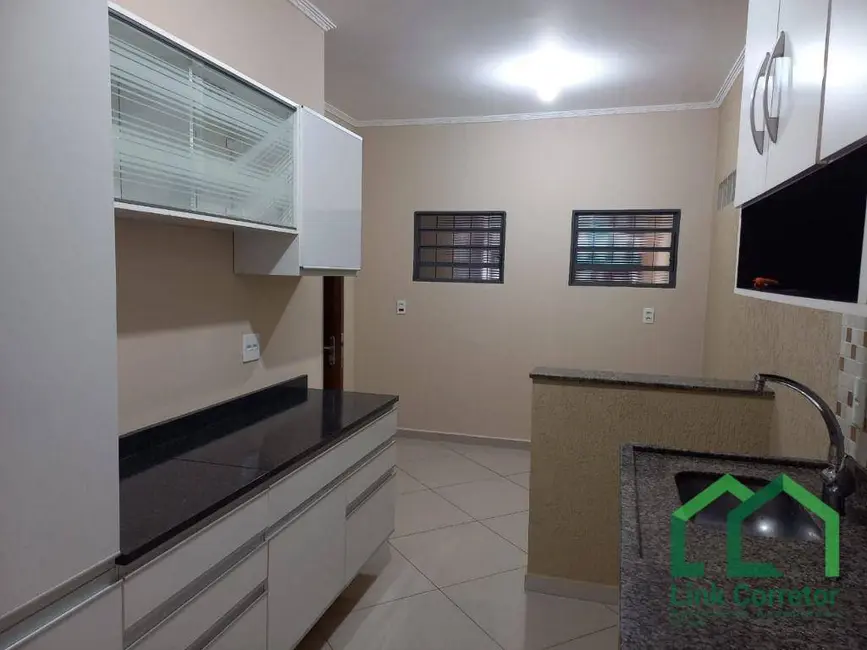 Foto 1 de Casa com 3 quartos para alugar, 100m2 em Jardim Novo Campos Elíseos, Campinas - SP