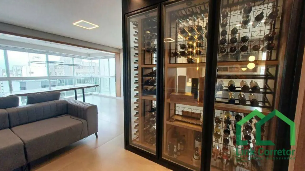 Foto 2 de Apartamento com 3 quartos para alugar, 145m2 em Cambuí, Campinas - SP