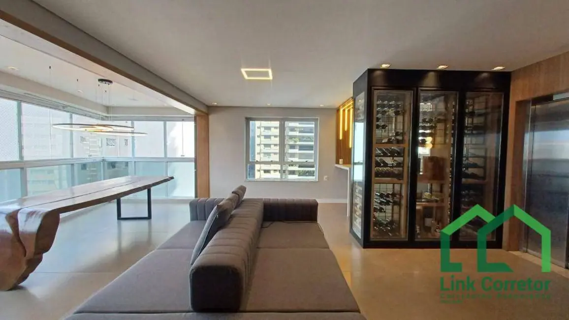 Foto 1 de Apartamento com 3 quartos para alugar, 145m2 em Cambuí, Campinas - SP