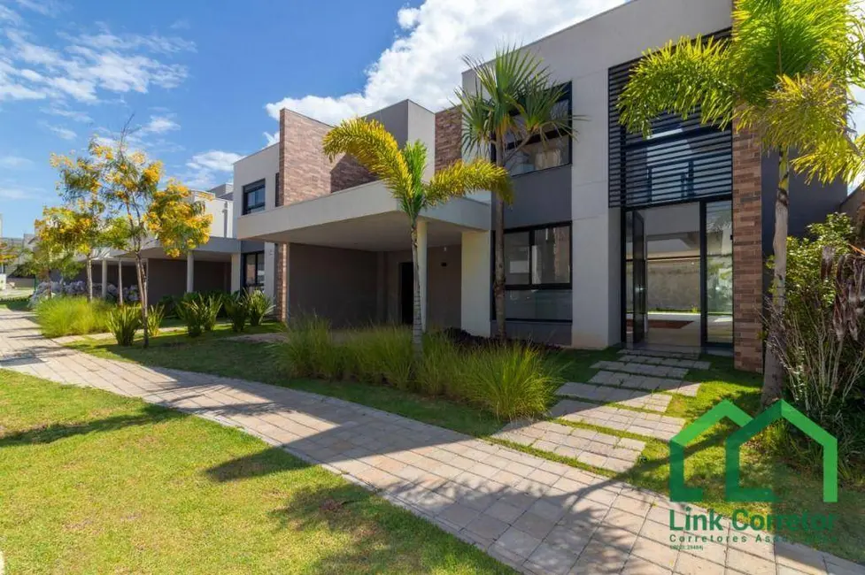 Foto 1 de Casa de Condomínio com 3 quartos à venda, 300m2 em Campinas - SP
