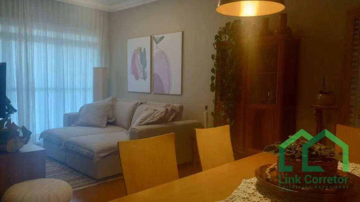 Foto 4 de Apartamento com 3 quartos para alugar, 99m2 em Taquaral, Campinas - SP