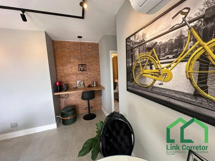 Foto 3 de Apartamento com 3 quartos à venda e para alugar, 83m2 em Vila Brandina, Campinas - SP