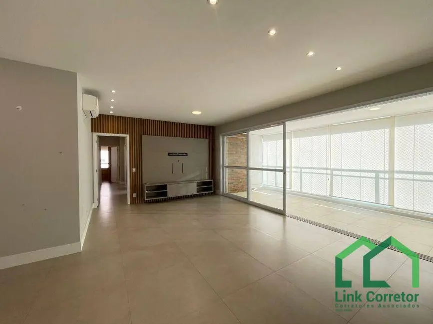 Apartamento com 3 quartos à venda, 188m2 em Cambuí, Campinas - SP - imagem 3 Foto 3 de Apartamento com 3 quartos à venda, 188m2 em Cambuí, Campinas - SP