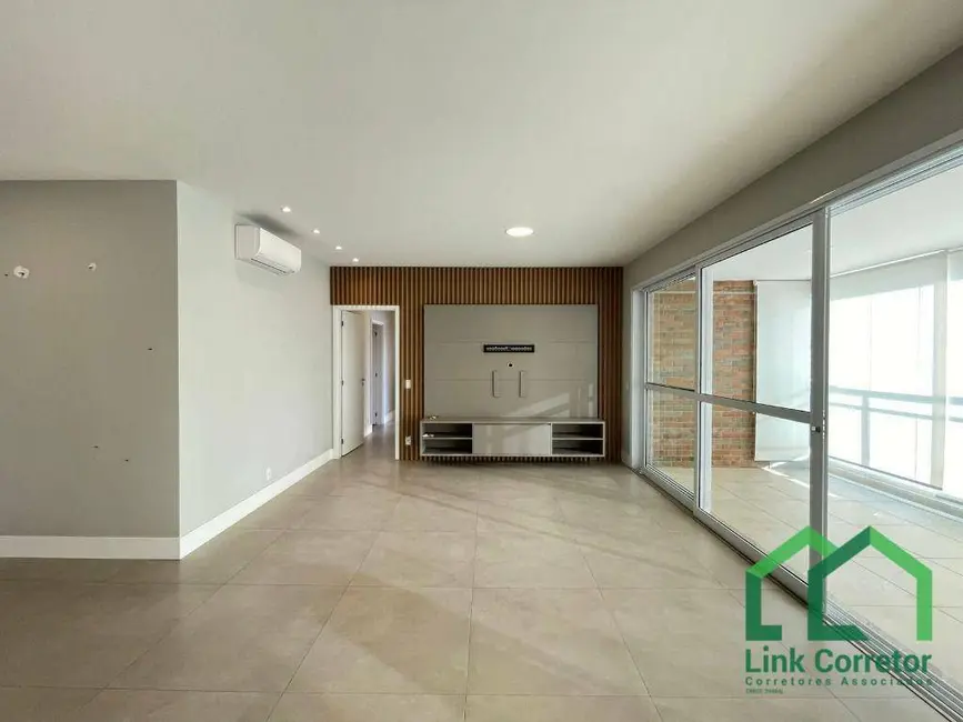 Apartamento com 3 quartos à venda, 188m2 em Cambuí, Campinas - SP - imagem 2 Foto 2 de Apartamento com 3 quartos à venda, 188m2 em Cambuí, Campinas - SP