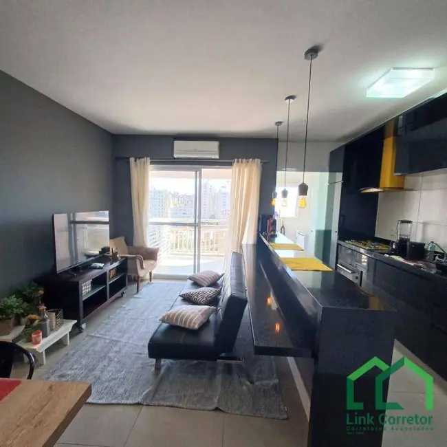 Foto 3 de Apartamento com 2 quartos à venda, 65m2 em Cambuí, Campinas - SP