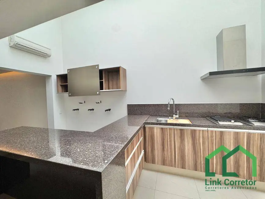 Casa com 3 quartos à venda, 305m2 em Jardim Paraíso, Campinas - SP - imagem 2 Foto 2 de Casa com 3 quartos à venda, 305m2 em Jardim Paraíso, Campinas - SP