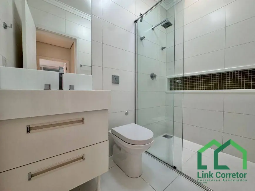 Casa com 3 quartos à venda, 305m2 em Jardim Paraíso, Campinas - SP - imagem 8 Foto 8 de Casa com 3 quartos à venda, 305m2 em Jardim Paraíso, Campinas - SP