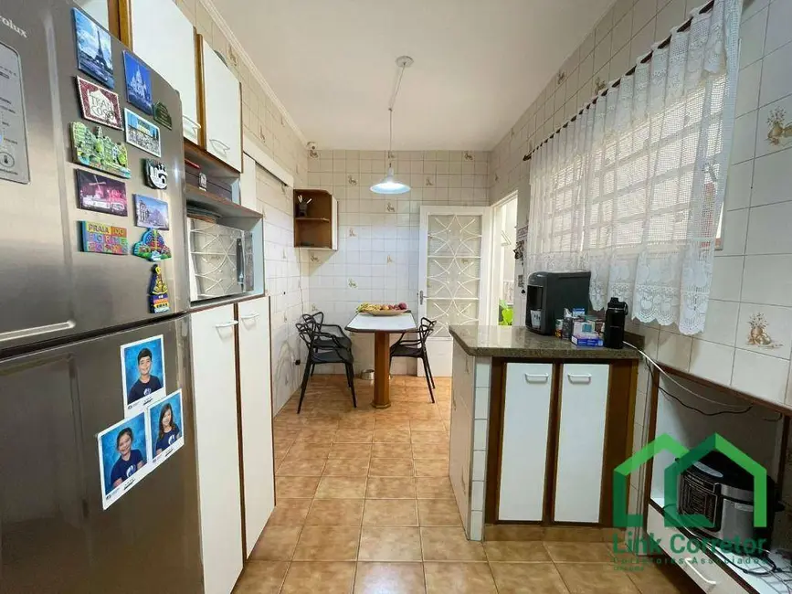 Foto 9 de Casa com 3 quartos à venda, 298m2 em Jardim Nova Europa, Campinas - SP