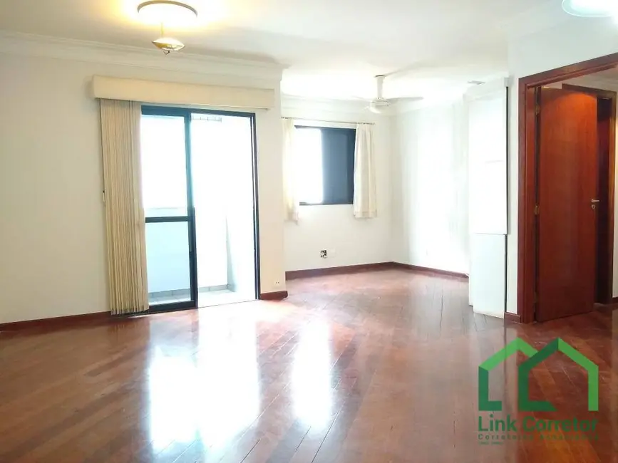 Apartamento com 2 quartos para alugar, 109m2 em Cambuí, Campinas - SP - imagem 3 Foto 3 de Apartamento com 2 quartos para alugar, 109m2 em Cambuí, Campinas - SP