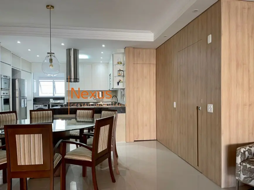 Foto 4 de Apartamento com 4 quartos à venda, 205m2 em Bertioga - SP