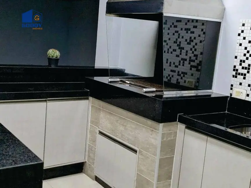 Sobrado com 4 quartos à venda, 367m2 em Cuiaba - MT - imagem 5 Foto 5 de Sobrado com 4 quartos à venda, 367m2 em Cuiaba - MT