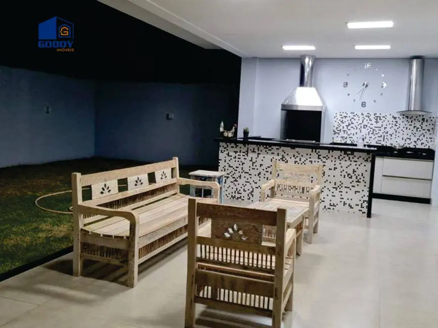Sobrado com 4 quartos à venda, 367m2 em Cuiaba - MT - imagem 8 Foto 8 de Sobrado com 4 quartos à venda, 367m2 em Cuiaba - MT
