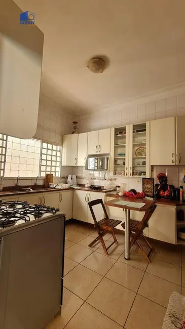 Casa com 5 quartos à venda, 420m2 em Jardim das Américas, Cuiaba - MT - imagem 8 Foto 8 de Casa com 5 quartos à venda, 420m2 em Jardim das Américas, Cuiaba - MT