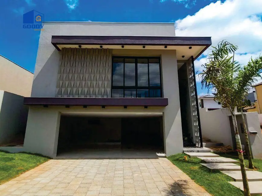 Foto 1 de Casa com 3 quartos à venda, 254m2 em Cuiaba - MT